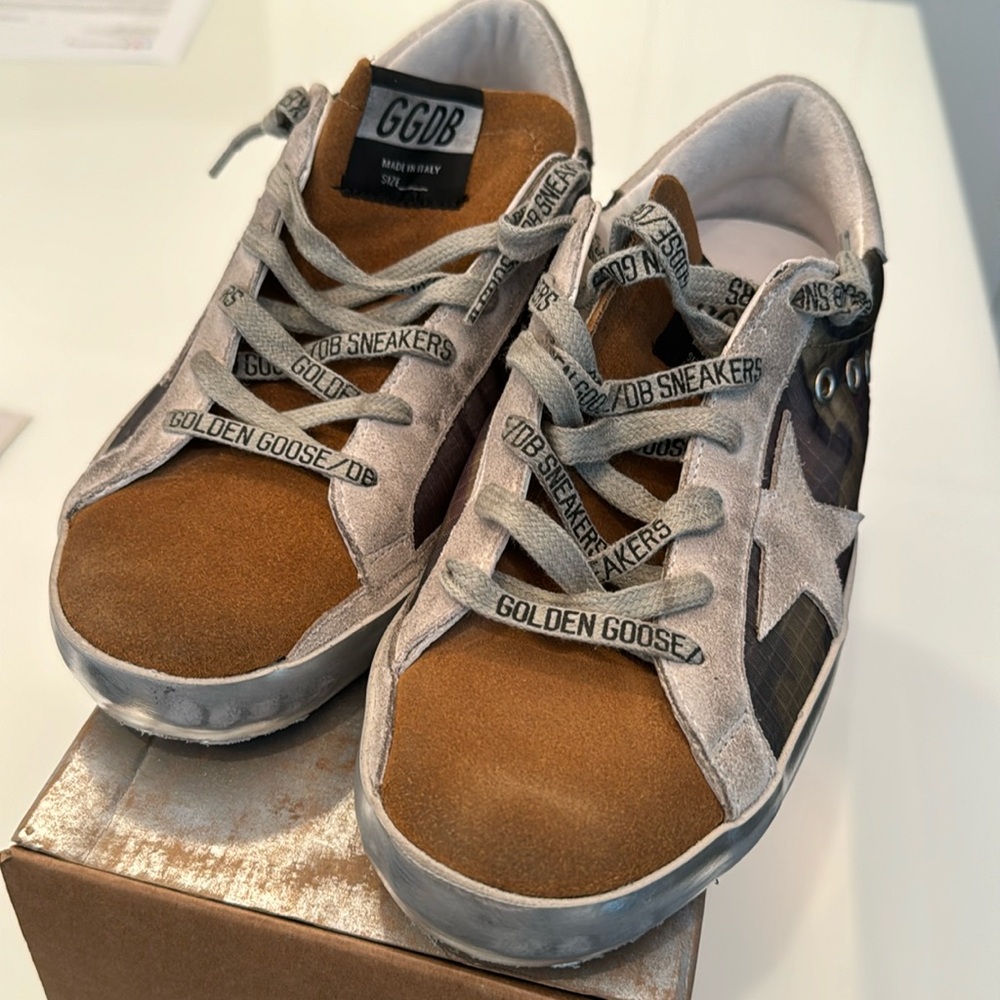Golden goose superstar camo/coffee sneaker. Brand new in box!
